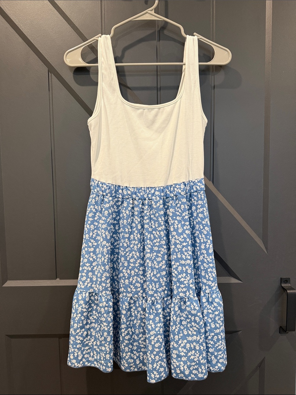 SHEIN White & Light Blue Floral Tiered Casual Dress